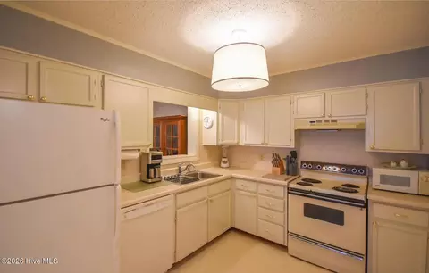 Kitchen - 10 Pinehurst Mnr Rd #A, Pinehurst, NC 28374 photo 1 of 1