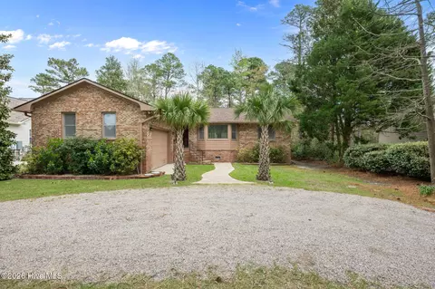 1003 Coral Reef Dr, New Bern, NC 28560