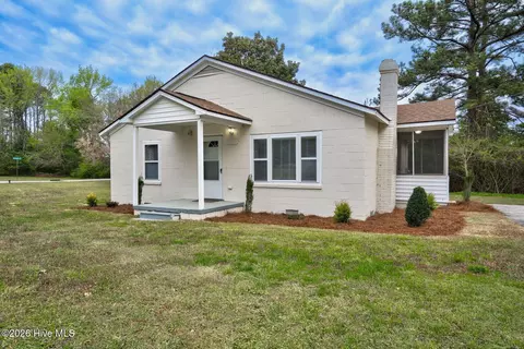 2394 Blue Willow Ln, Rocky Mount, NC 27804