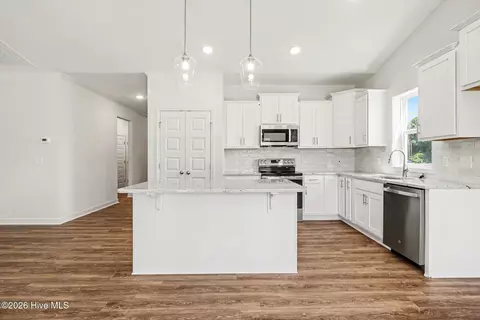Kitchen - 113 Yardley Dr, Smithfield, NC 27577 photo 1 of 3