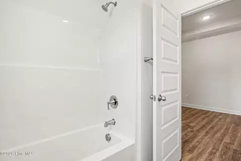 Bath - 113 Yardley Dr, Smithfield, NC 27577 photo 2 of 3