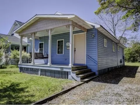409 High St, Oriental, NC 28571