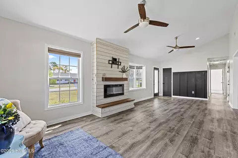 Living - 38 Riegel Dr, Hubert, NC 28539 photo 1 of 1