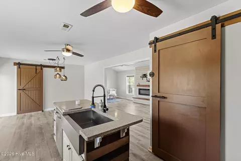 Kitchen - 38 Riegel Dr, Hubert, NC 28539 photo 4 of 4
