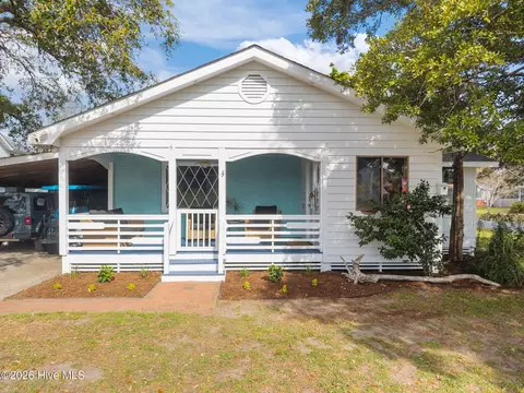 109 River Dr, Southport, NC 28461
