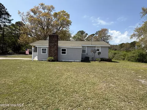 Exterior - 2260 Shell Point Rd SW, Shallotte, NC 28470 photo 11 of 13