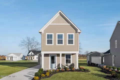 704 Savinwood Trl NE, Bolivia, NC 28422