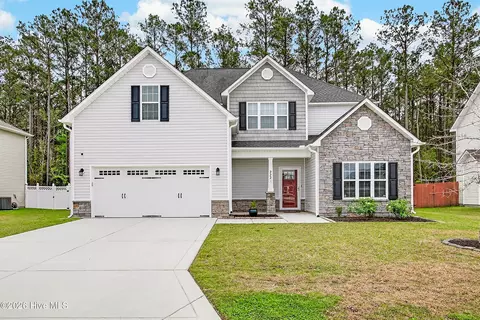222 Wood House Dr, Jacksonville, NC 28546