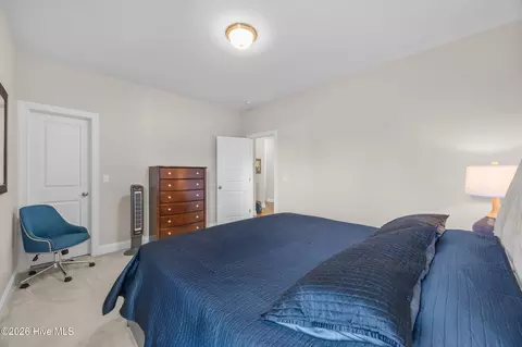 Bedroom - 38 E Conolly Ct, Hampstead, NC 28443 photo 7 of 9