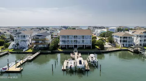10 W Columbia St W #A, Wrightsville Beach, NC 28480