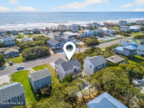 1125 S Topsail Dr, Surf City, NC 28445