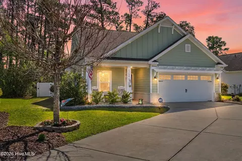 4762 Yellowood Dr, Shallotte, NC 28470