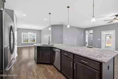 Kitchen - 128 Downy Dr, Hampstead, NC 28443 photo 5 of 6