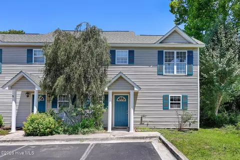 2133 Market St, Wilmington, NC 28403