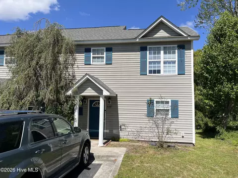 2133 Market St, Wilmington, NC 28403