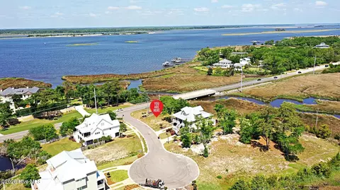 105 Mistiflower Ct, Wilmington, NC 28412