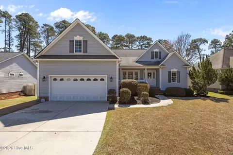 2027 Caracara Dr, New Bern, NC 28560