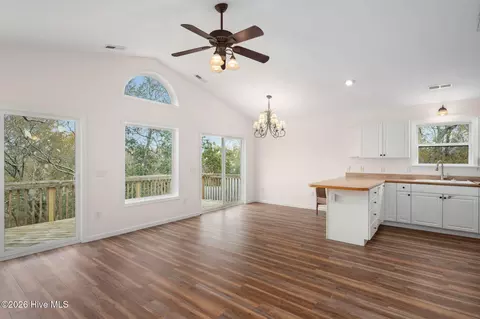 Living - 106 William Tryon Ct, Kill Devil Hills, NC 27948 photo 7 of 9