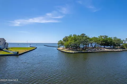 View/Area - 106 William Tryon Ct, Kill Devil Hills, NC 27948 photo 5 of 12
