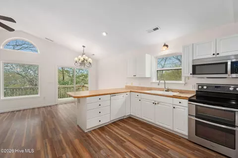 Kitchen - 106 William Tryon Ct, Kill Devil Hills, NC 27948 photo 3 of 3