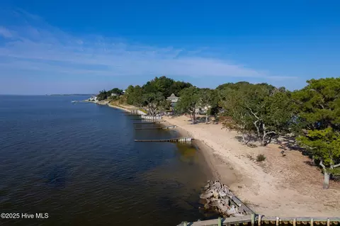 View/Area - 106 William Tryon Ct, Kill Devil Hills, NC 27948 photo 2 of 12