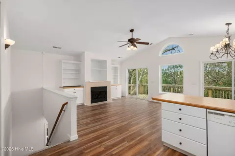 Living - 106 William Tryon Ct, Kill Devil Hills, NC 27948 photo 8 of 9