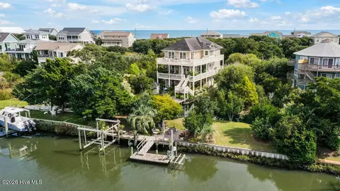 10 West Rdg, Surf City, NC 28445
