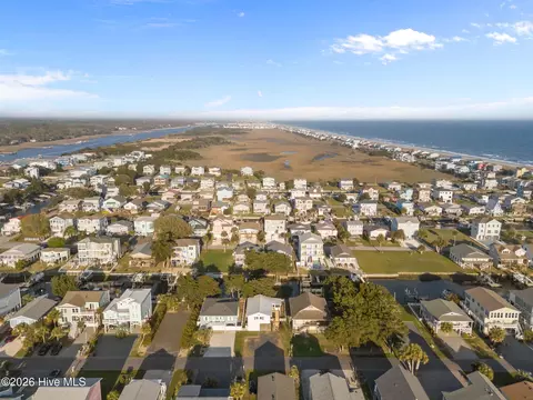 View/Area - 140 Marlin Dr, Holden Beach, NC 28462 photo 4 of 10