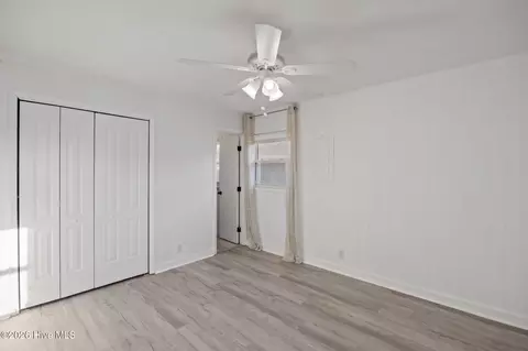 Bedroom - 140 Marlin Dr, Holden Beach, NC 28462 photo 2 of 4