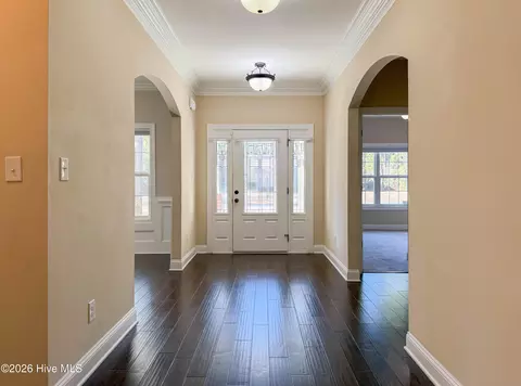 Entry Way - 167 Hydrangea Ln, Hampstead, NC 28443 photo 1 of 6