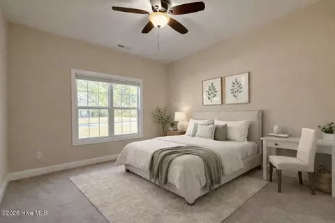 Bedroom - 167 Hydrangea Ln, Hampstead, NC 28443 photo 4 of 12