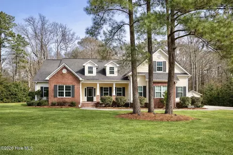 Exterior - 167 Hydrangea Ln, Hampstead, NC 28443 photo 1 of 12
