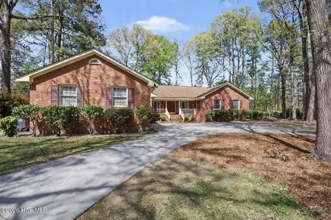 1224 Waterloo Dr, Rocky Mount, NC 27804