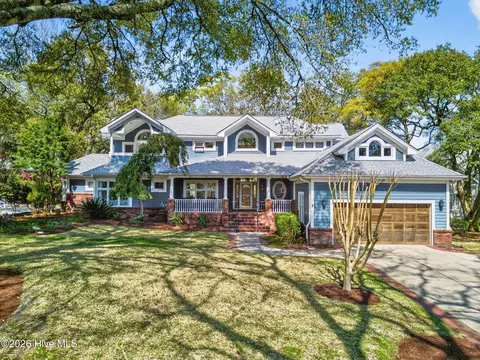 70 Clubhouse Dr SW, Supply, NC 28462