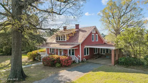 2850 E Fire Tower Rd, Greenville, NC 27858