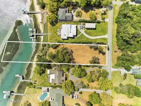 8612 Bald Eagle Ln, Wilmington, NC 28411