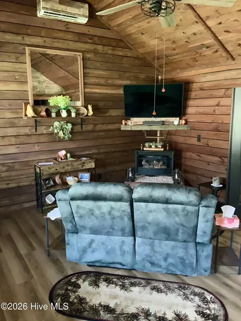 Living - 511 Dowd Rd, Carthage, NC 28327 photo 1 of 1