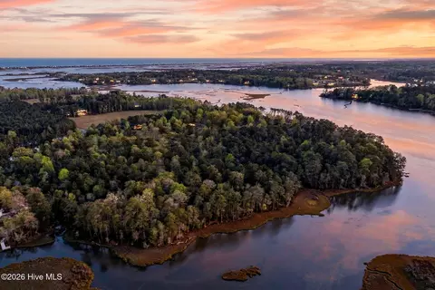 lot18 N Kingfisher Ln, Hampstead, NC 28443