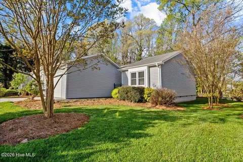 506 Westpark Cir, Winston Salem, NC 27103