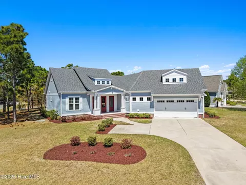 3582 Woodcrest Ln, Southport, NC 28461