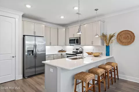 Kitchen - 1388 Albacore Loop, Calabash, NC 28467 photo 4 of 5
