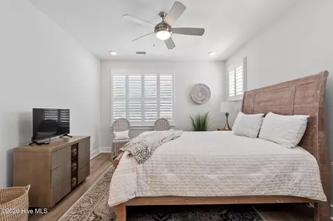 Bedroom - 1388 Albacore Loop, Calabash, NC 28467 photo 3 of 7