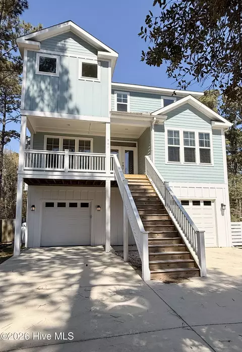 901 Saltspray Ln, Wilmington, NC 28409