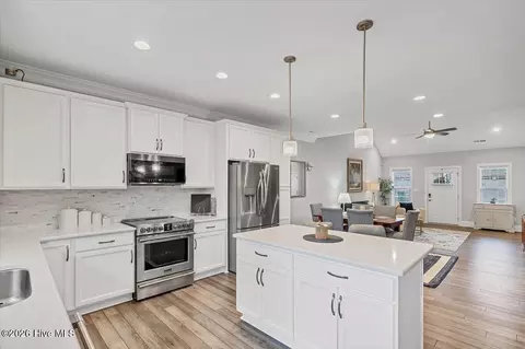Kitchen - 124 Lark Dr, West End, NC 27376 photo 3 of 6