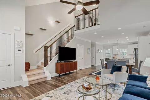 Entry Way - 124 Lark Dr, West End, NC 27376 photo 1 of 5
