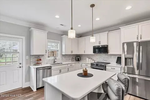 Kitchen - 124 Lark Dr, West End, NC 27376 photo 2 of 6