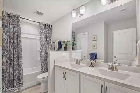Bath - 124 Lark Dr, West End, NC 27376 photo 6 of 8