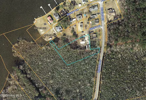 35 Shady Ln, Columbia, NC 27925