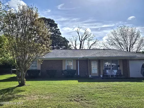 109 Weldon Dr, Dudley, NC 28333
