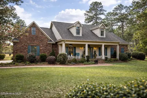 449 Rose Ridge Rd, Aberdeen, NC 28315